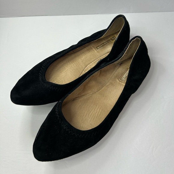BCBGeneration Pointy Ballet Flats - Picture 3 of 7